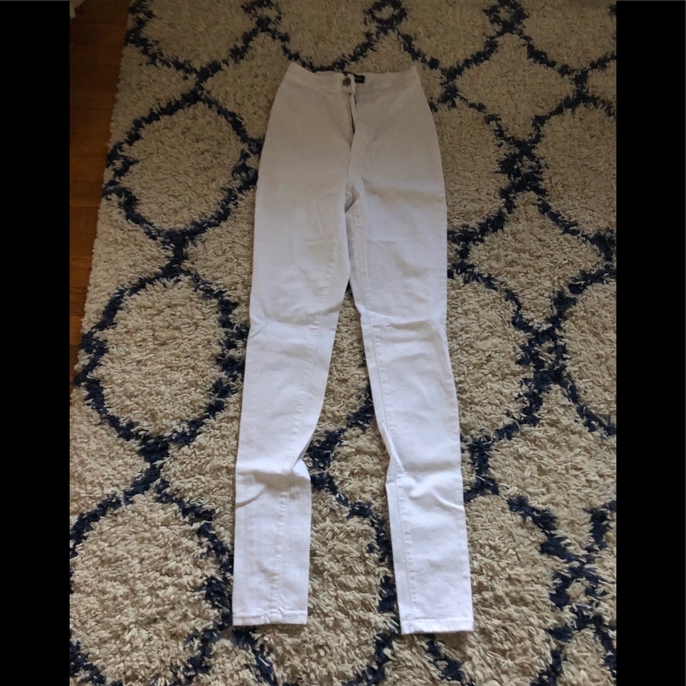 Fashion Nova white jeans